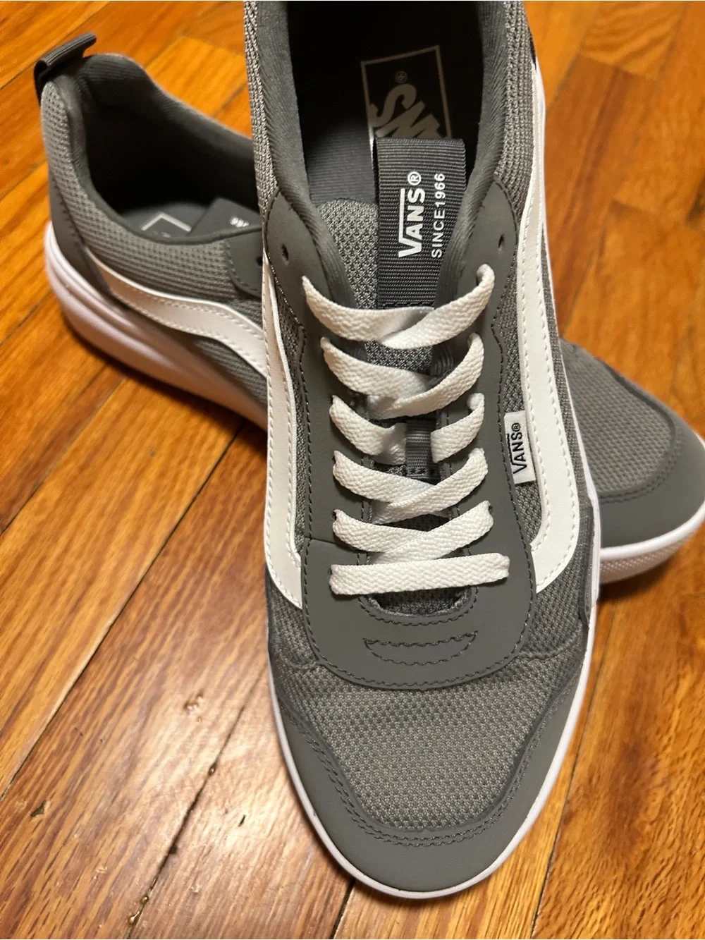 Vans Range Exp Skate Shoes Men Size 10.5 Sneakers Mesh Gray / White